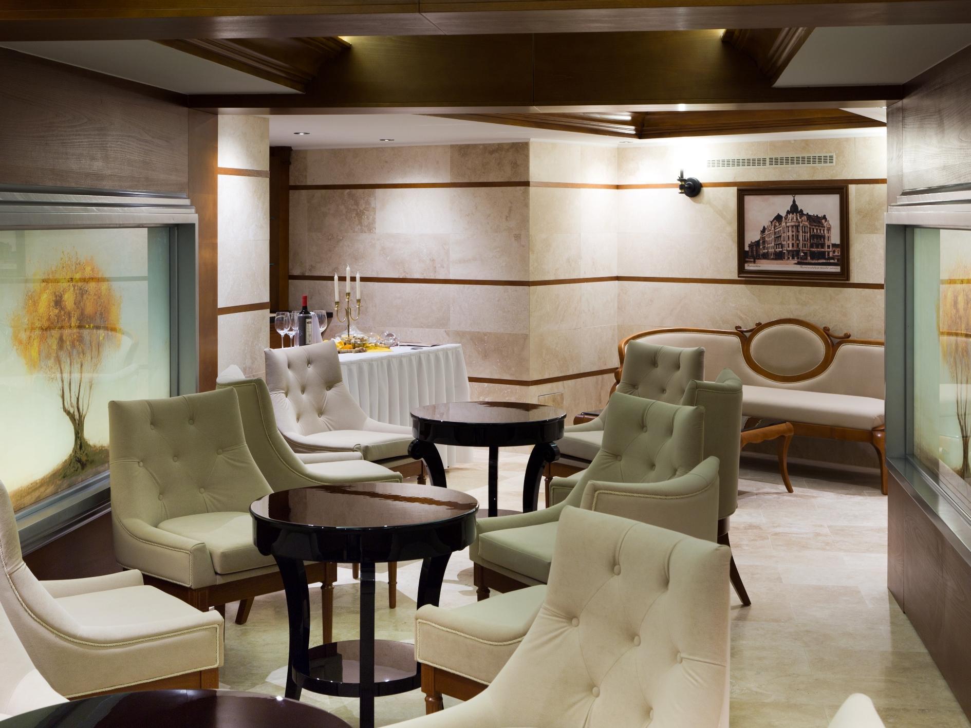Hotel Central Ньиредьхаза Экстерьер фото
